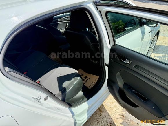 AREN'DEN 2018 RENAULT MEGANE 1.5DCİ JOY EDC 106.000KM!