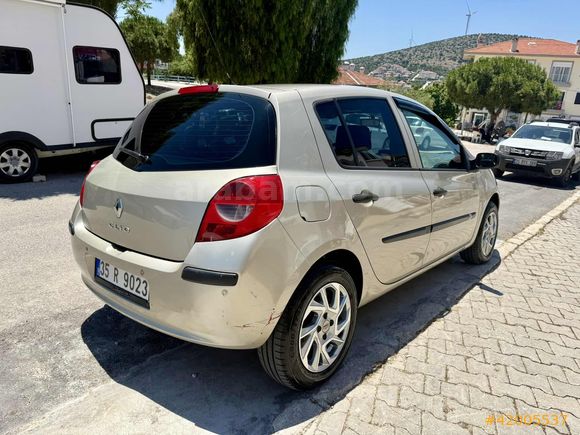 AREN'DEN 2008 RENAULT CLİO 1.5 DCİ 216.000KM