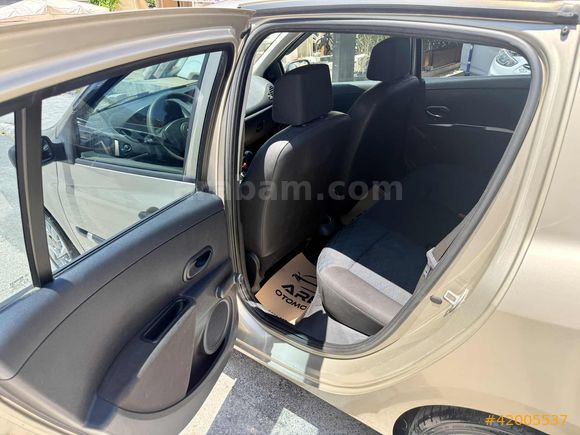 AREN'DEN 2008 RENAULT CLİO 1.5 DCİ 216.000KM
