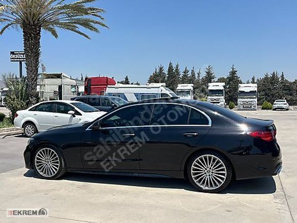 EKREMDEN 2022 MODEL MERCEDES C 200 AMG 4 MATİC