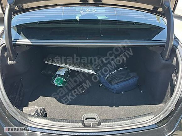 EKREMDEN 2022 MODEL MERCEDES C 200 AMG 4 MATİC
