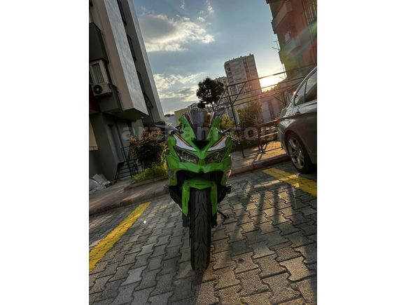 Sahibinden Kawasaki Ninja ZX-4RR 2024 Model Adana 6.001 km Yeşil