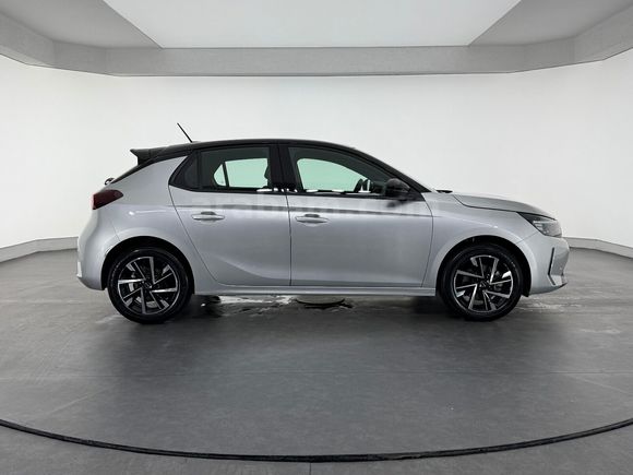 otomobil Opel Corsa 1.2 T GS AT8
