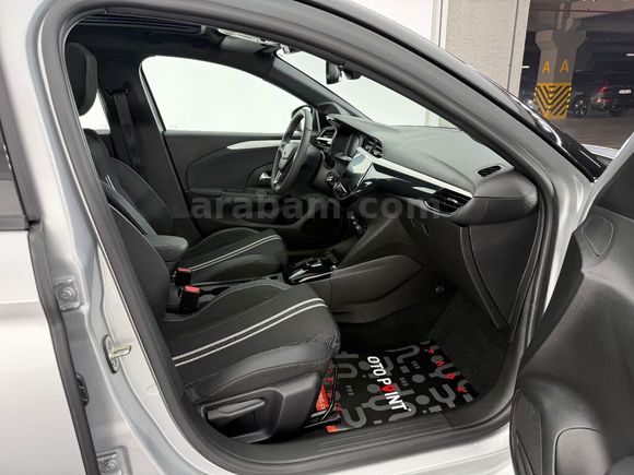 otomobil Opel Corsa 1.2 T GS AT8