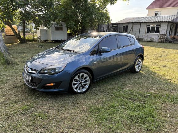Sahibinden Opel Astra 1.6 Edition 2015 Model  180.000 km Mavi