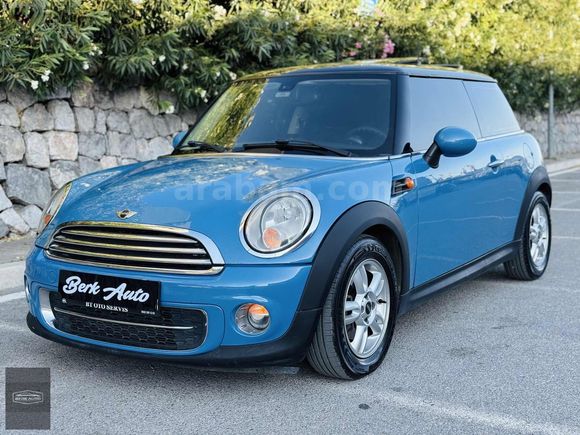 BERK AUTO'DAN-SATILIK-2013 MODEL MİNİ COOPER 1.6-DİZEL