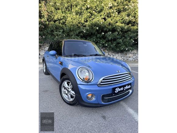 BERK AUTO'DAN-SATILIK-2013 MODEL MİNİ COOPER 1.6-DİZEL