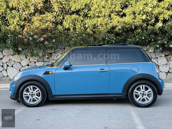 BERK AUTO'DAN-SATILIK-2013 MODEL MİNİ COOPER 1.6-DİZEL