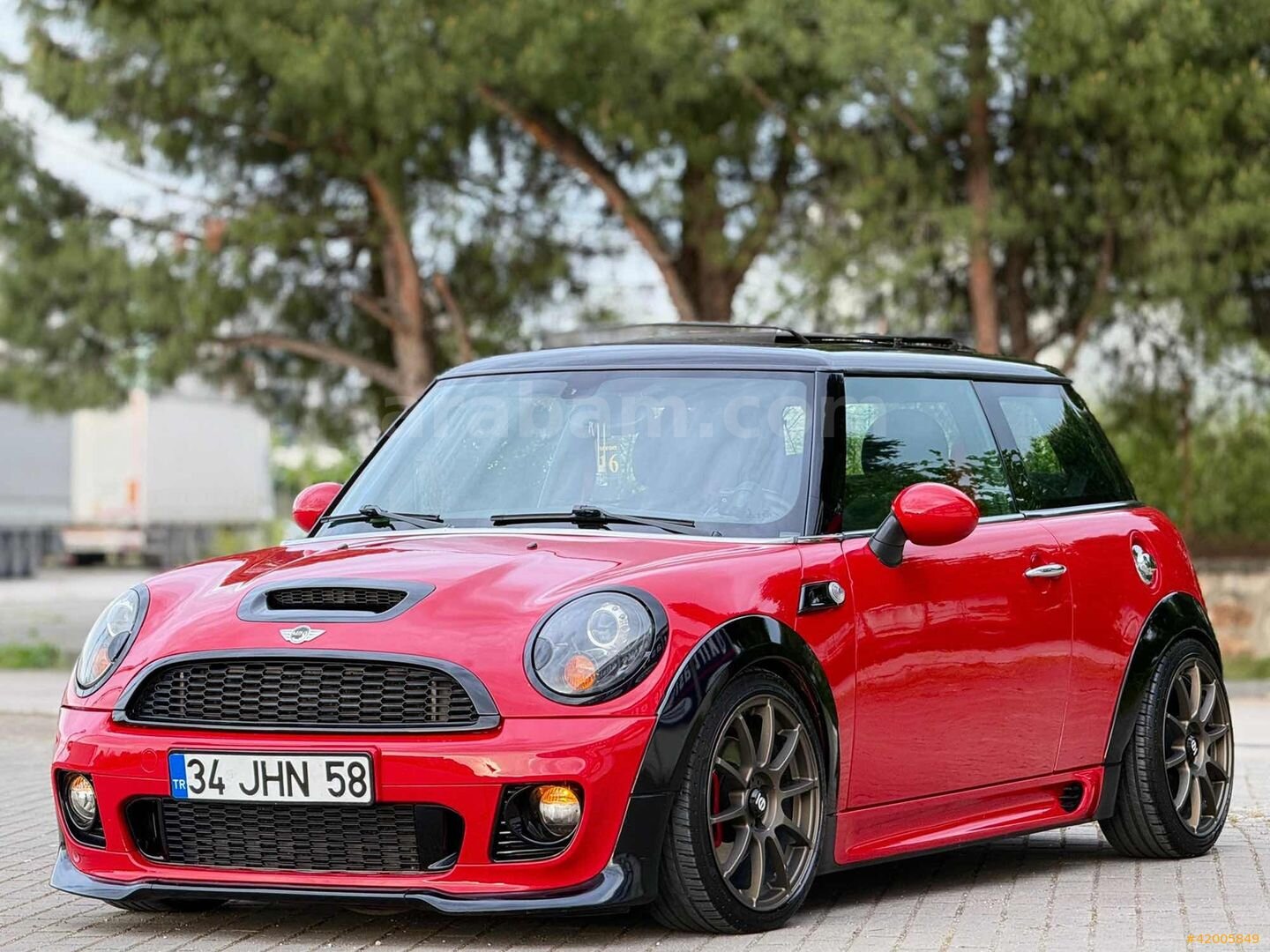 Galeriden Mini Cooper S 1.6 2009 Model İstanbul 150.000 km Kırmızı 1