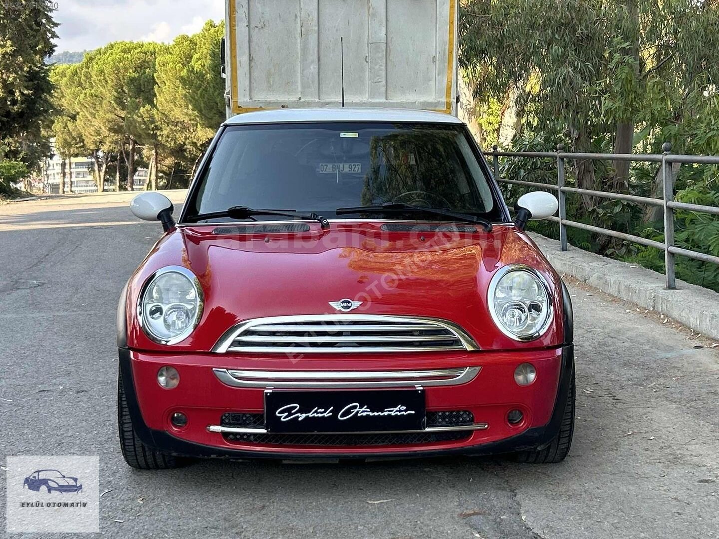 Galeriden Mini Cooper 1.6 Türkiye Paketi 2007 Model Antalya 183.650 km Kırmızı 6