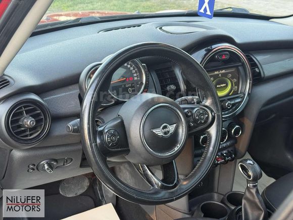 2017 MİNİ COOPER 1.5 D PEPPER CAM TAVANLI %0.99 KREDİ