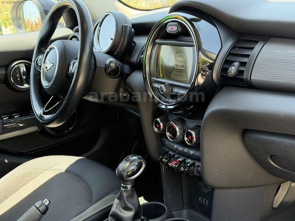 2017 HATASIZ BOYASIZ MİNİ COOPER 1.5 D OTOMATİK CAM TAVAN