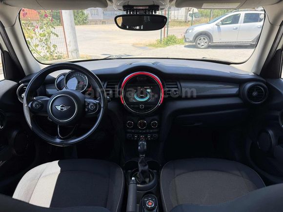 2017 HATASIZ BOYASIZ MİNİ COOPER 1.5 D OTOMATİK CAM TAVAN