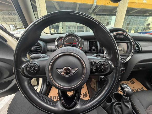 2017 MİNİ COOPER 1.5D AÇILAN TAVAN BİR MİLYON KREDİ