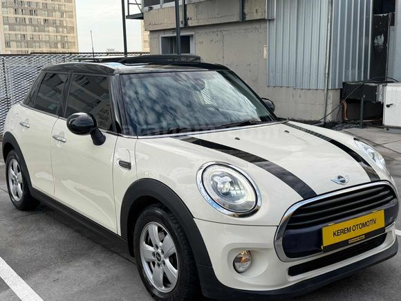 2017 MİNİ COOPER 1.5D AÇILAN TAVAN BİR MİLYON KREDİ