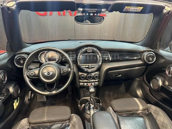 MERGAN/MINI CABRIO 1.5 PREMİUM-KOLTUK ISITMA-GERİ GÖRŞ-TAKAS