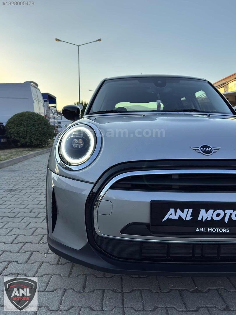 Galeriden Mini Cooper 1.5 Signature 2024 Model Aydın 47.000 km Gri 3