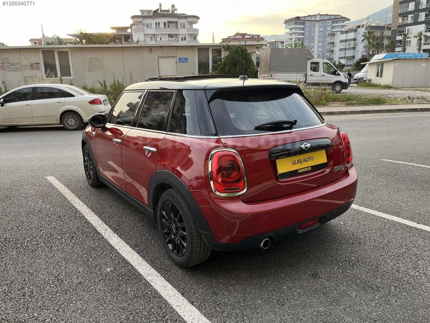 Galeriden Mini Cooper 1.5 D Chili 2017 Model Antalya 80.000 km Kırmızı 3