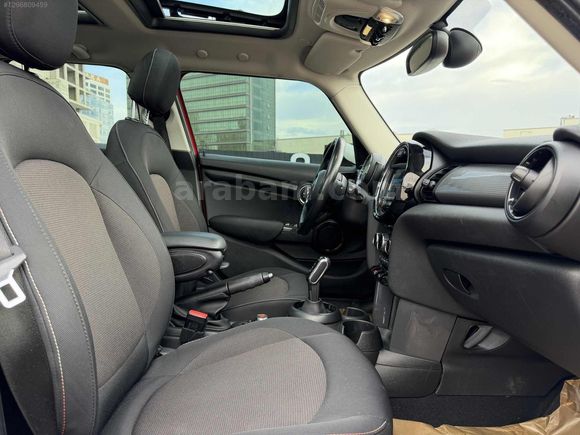 2018 MODEL MİNİ COOPER 1.5D CHİLİ CAM TAVAN KIRMIZI 80.000KM