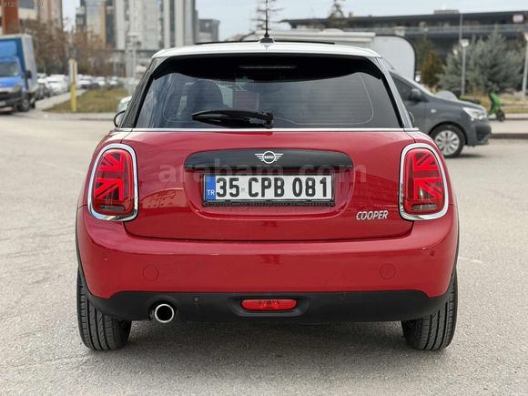 2018 MODEL MİNİ COOPER 1.5D CHİLİ CAM TAVAN KIRMIZI 80.000KM