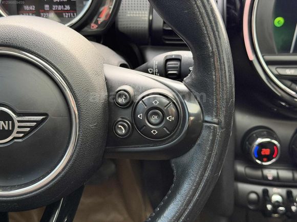2018 MODEL MİNİ COOPER 1.5D CHİLİ CAM TAVAN KIRMIZI 80.000KM