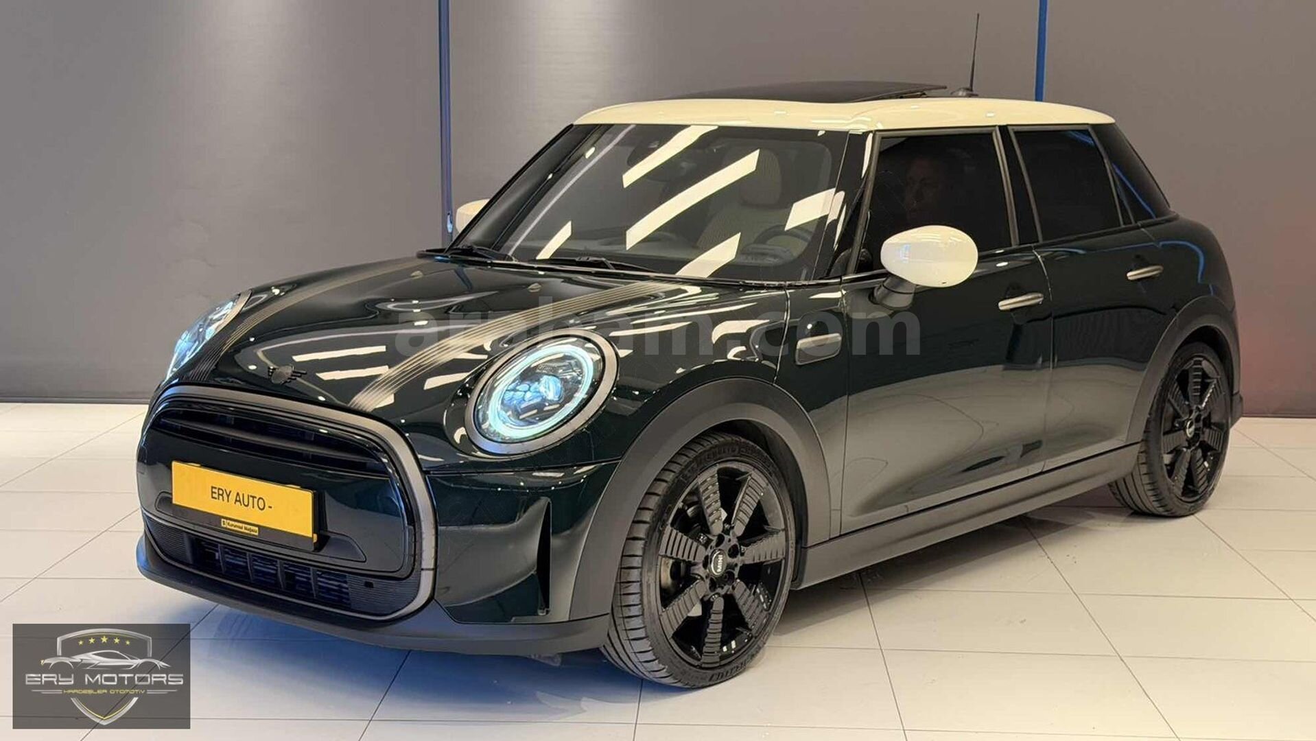 Galeriden Mini Cooper 1.5 Resolute Edition 2023 Model Zonguldak 56.000 km Yeşil 3