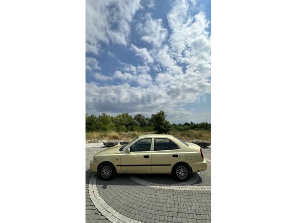 Sahibinden Hyundai Accent 1.3 LX 2000 Model 