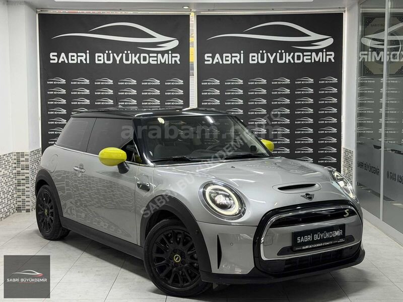 Galeriden Mini Cooper Electric SE Inspired 2023 Model Konya 23.000 km Füme