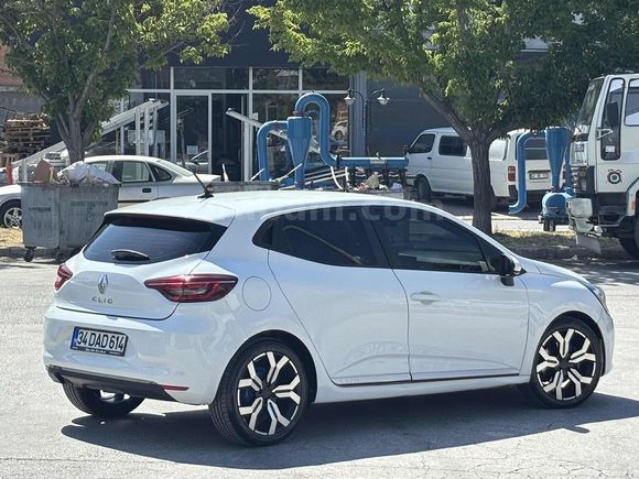 E&D AUTO'DAN RENAULT CLIO TOUCH OTOMATİK