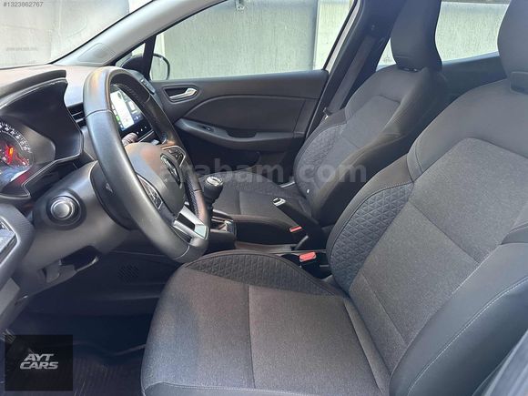 AYTCARS - 2023 RENAULT CLİO 1.0 TCE TOUCH TURBO 6 İLERİ 90 HP..!
