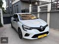 AYTCARS - 2023 RENAULT CLİO 1.0 TCE TOUCH TURBO 6 İLERİ 90 HP..!