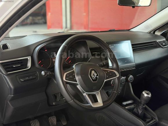 2023 CLIO TOUCH DEĞİŞENSİZ TRAMERSİZ HATASIZ AYARINDA