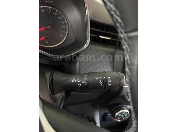 2023 CLIO TOUCH DEĞİŞENSİZ TRAMERSİZ HATASIZ AYARINDA