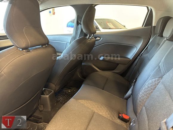 **K.K 12 AY TAKSİT İMKANI** TEKBAŞ MALTEPE' DEN RENAULT CLİO
