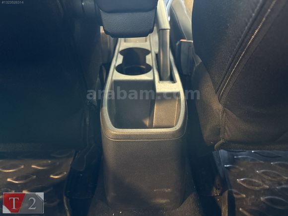 **K.K 12 AY TAKSİT İMKANI** TEKBAŞ MALTEPE' DEN RENAULT CLİO