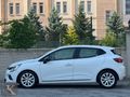 KONŞAH GROUP 2023 RENAULT CLİO 1.0TCE TOUCH BOYASIZ 48 AY KREDİ