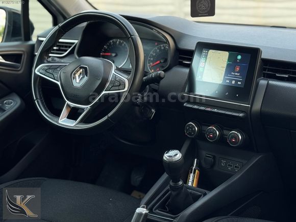 KONŞAH GROUP 2023 RENAULT CLİO 1.0TCE TOUCH BOYASIZ 48 AY KREDİ