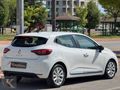 KONŞAH GROUP 2023 RENAULT CLİO 1.0TCE TOUCH BOYASIZ 48 AY KREDİ