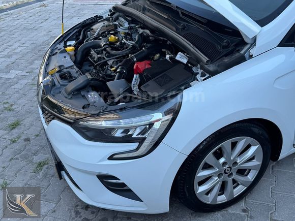 KONŞAH GROUP 2023 RENAULT CLİO 1.0TCE TOUCH BOYASIZ 48 AY KREDİ