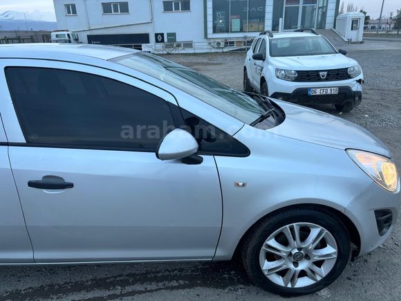 Sahibinden Opel Corsa 1.2 Essentia 2012 Model