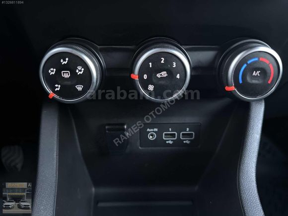 RAMES'TEN RENAULT CLİO 1.0TCE TOUCH - HATASIZ - LANSMAN RENK -