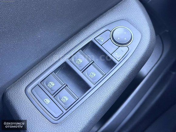2023 "47.000 KM" RENAULT CLİO 1.0TCE TOUCH BEYAZ/FULL/TEMİZ