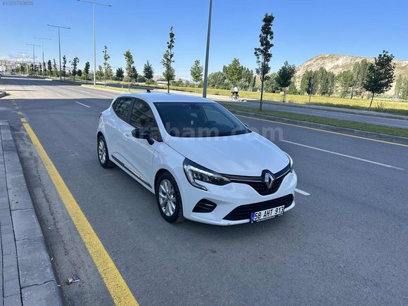 OTOMATİK VİTES 2023 MODEL RENAULT CLIO 1.0 TCE TOUCH