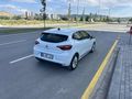 OTOMATİK VİTES 2023 MODEL RENAULT CLIO 1.0 TCE TOUCH