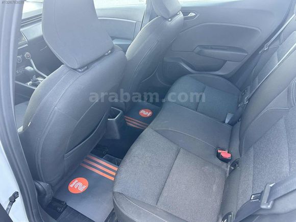 OTOMATİK VİTES 2023 MODEL RENAULT CLIO 1.0 TCE TOUCH