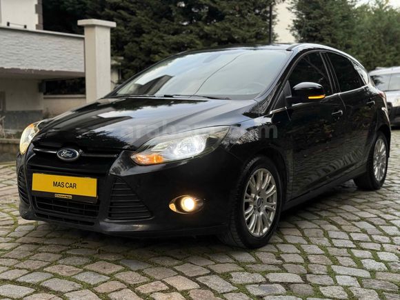 [MASCAR] 2013 FORD FOCUS 1.6 125HP IŞIK PAKET TİTANİUM TR'de Tek