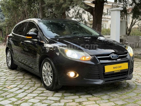[MASCAR] 2013 FORD FOCUS 1.6 125HP IŞIK PAKET TİTANİUM TR'de Tek