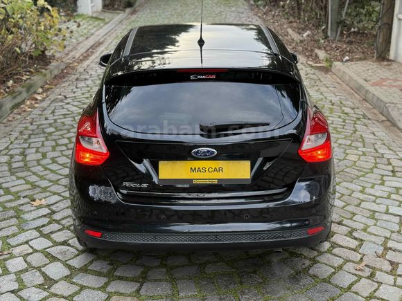 [MASCAR] 2013 FORD FOCUS 1.6 125HP IŞIK PAKET TİTANİUM TR'de Tek