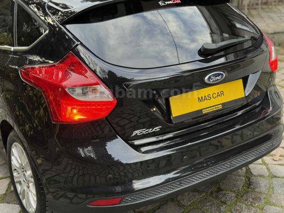 [MASCAR] 2013 FORD FOCUS 1.6 125HP IŞIK PAKET TİTANİUM TR'de Tek