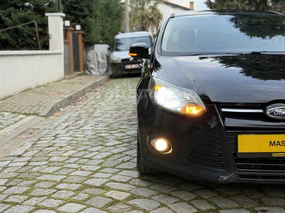 [MASCAR] 2013 FORD FOCUS 1.6 125HP IŞIK PAKET TİTANİUM TR'de Tek